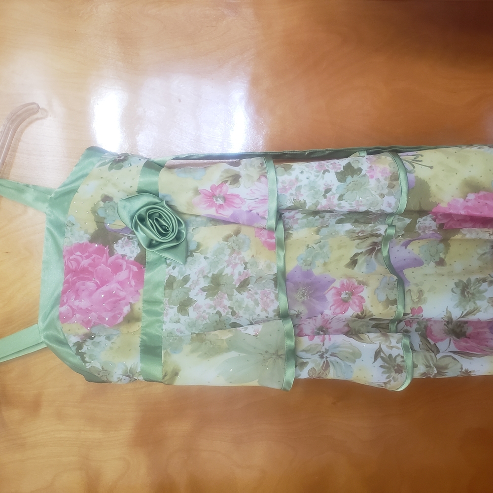 Floral Sleeveless Dress with Green Accents